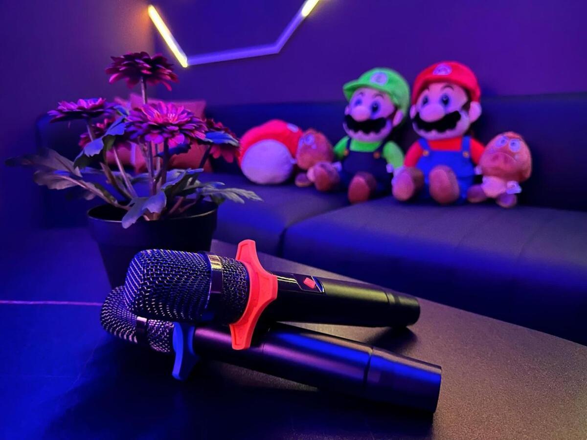 Super Mario World Karaoke Bbq Mount Austin 16 Pax Rumah percutian Johor Bahru